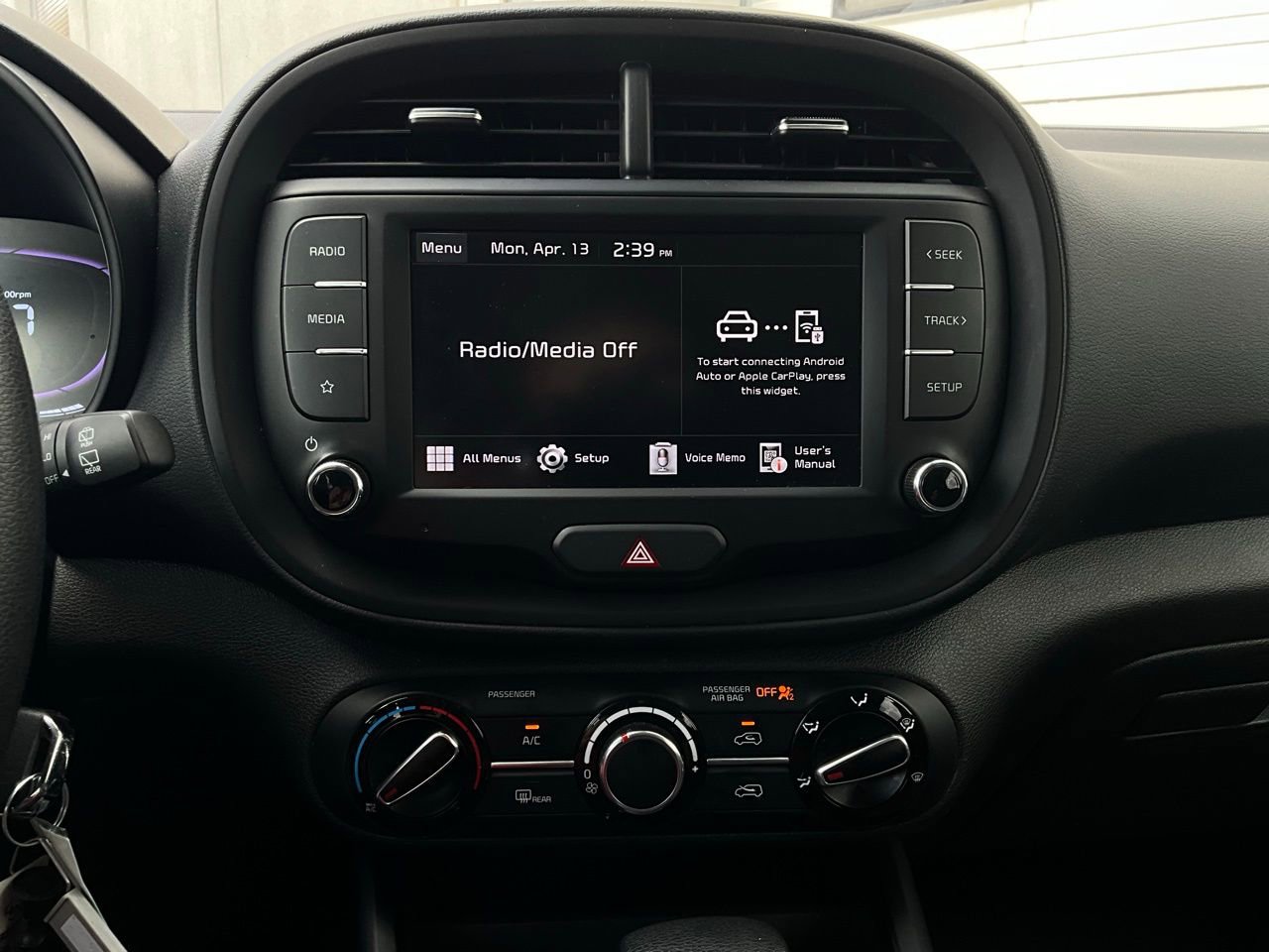 Used 2025 Kia Soul LX w/ LX Technology Package image 24