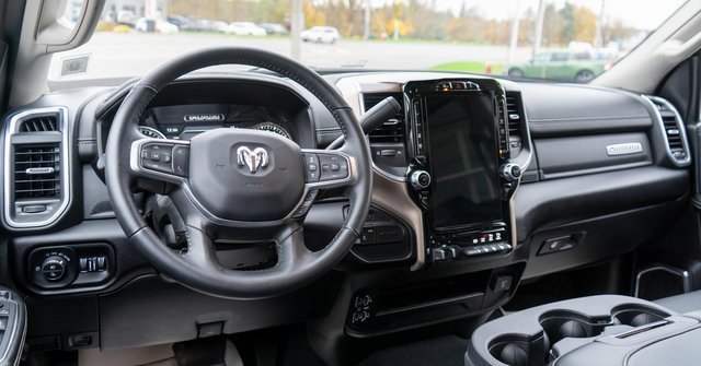 Used 2024 RAM 2500 Laramie w/ Safety Group image 11