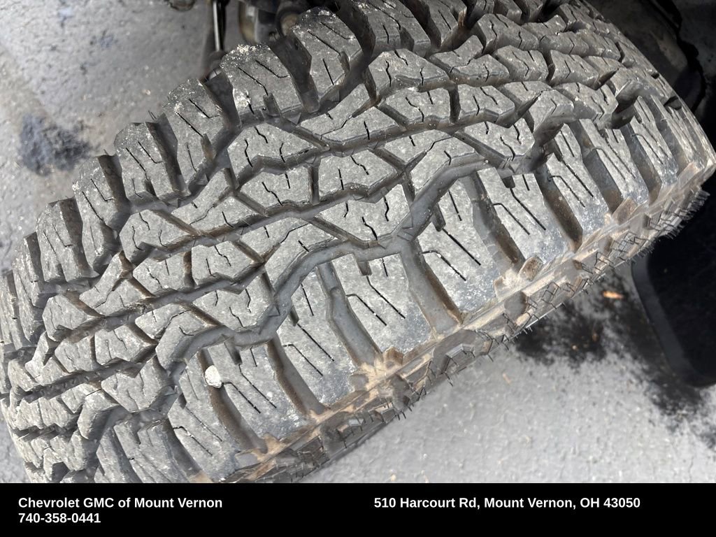 Used 2017 Jeep Wrangler Unlimited Rubicon w/ Cold Weather Group image 27