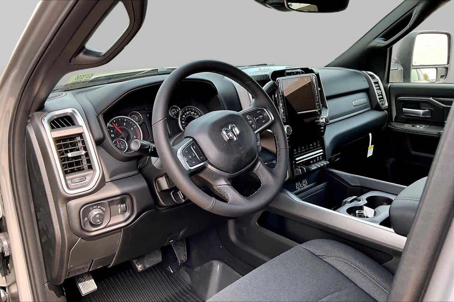 New 2027 RAM 3500 Big Horn AWD/4WD image 8