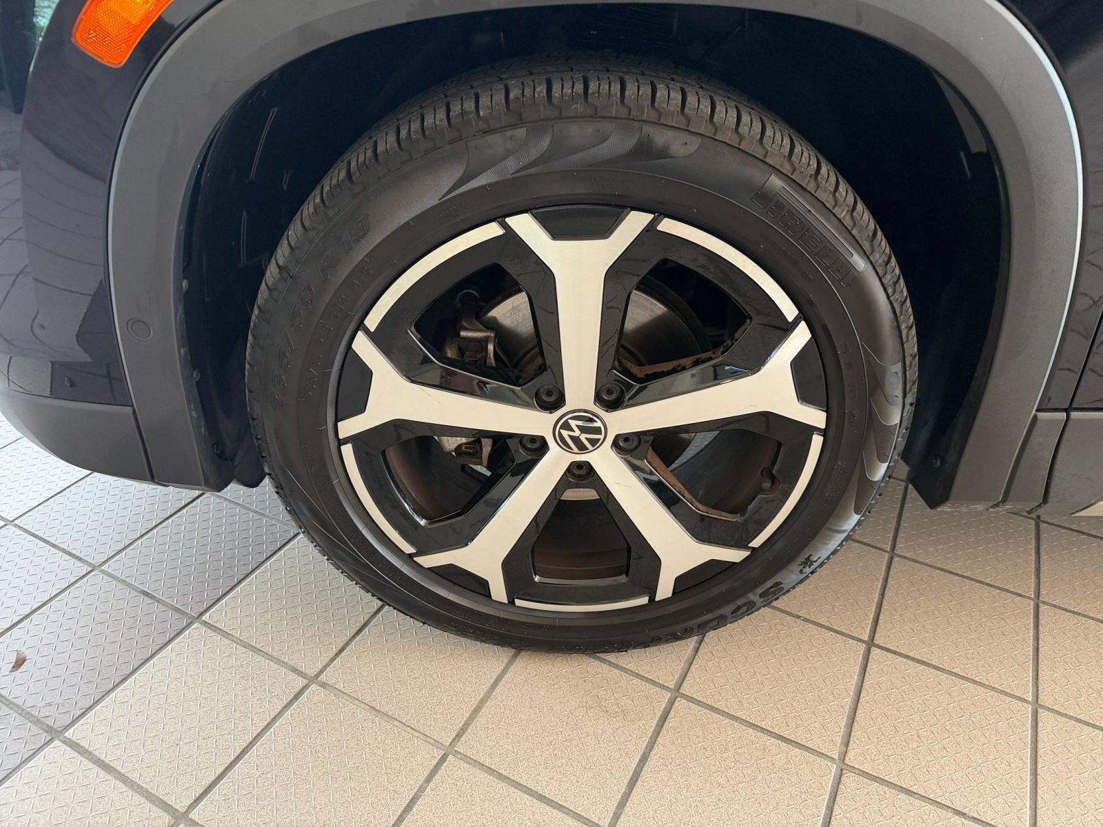 Used 2026 Volkswagen Tiguan SE FWD image 25