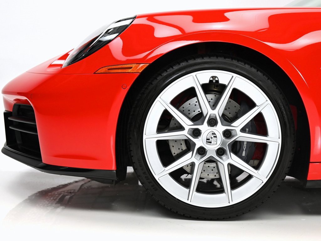 Used 2025 Porsche 911 Carrera image 24
