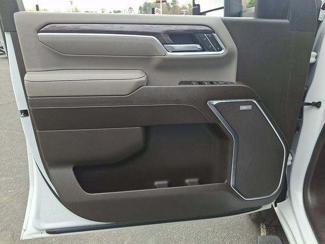 Used 2024 Chevrolet Silverado 2500 LTZ w/ LTZ Plus Package image 12