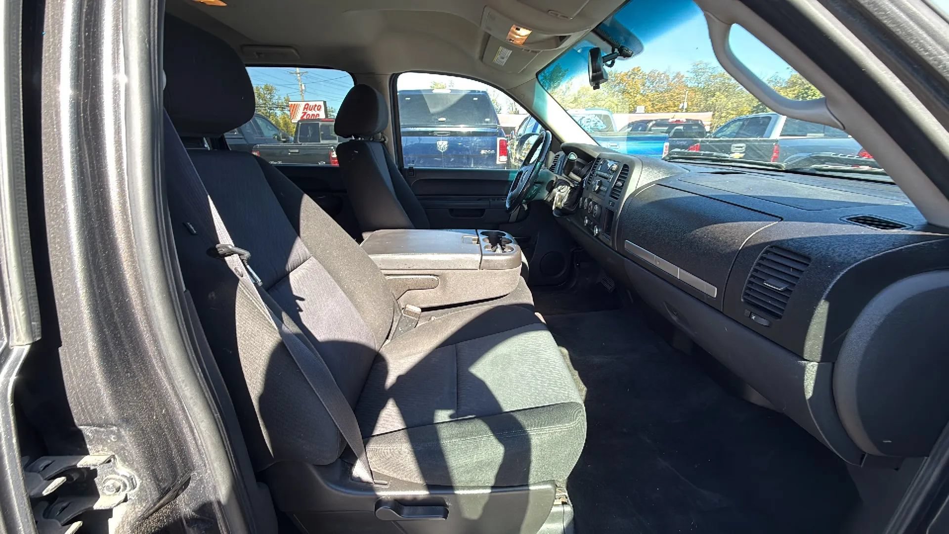 Used 2011 GMC Sierra 1500 SLE AWD/4WD image 17
