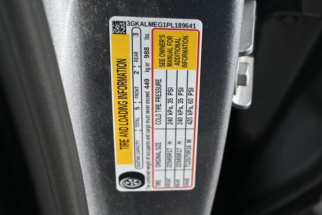 Used 2023 GMC Terrain SLE w/ Driver Convenience Package image 29