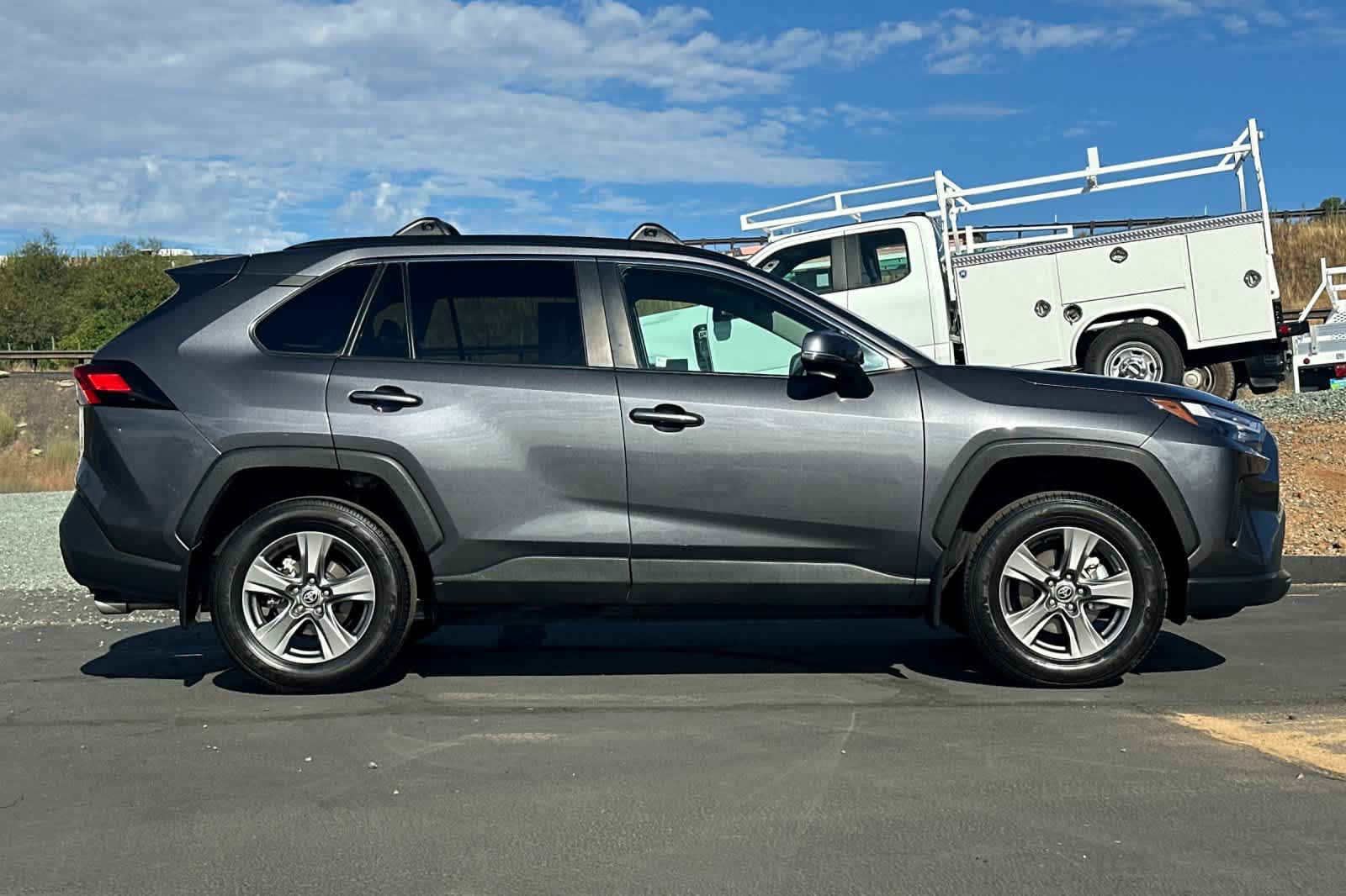 Used 2024 Toyota RAV4 XLE AWD/4WD image 3