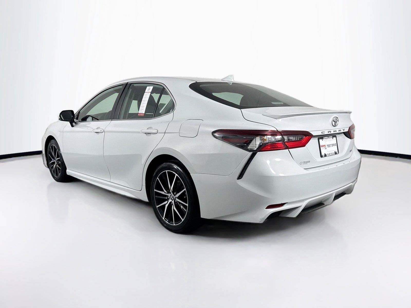 Certified 2023 Toyota Camry SE FWD image 11