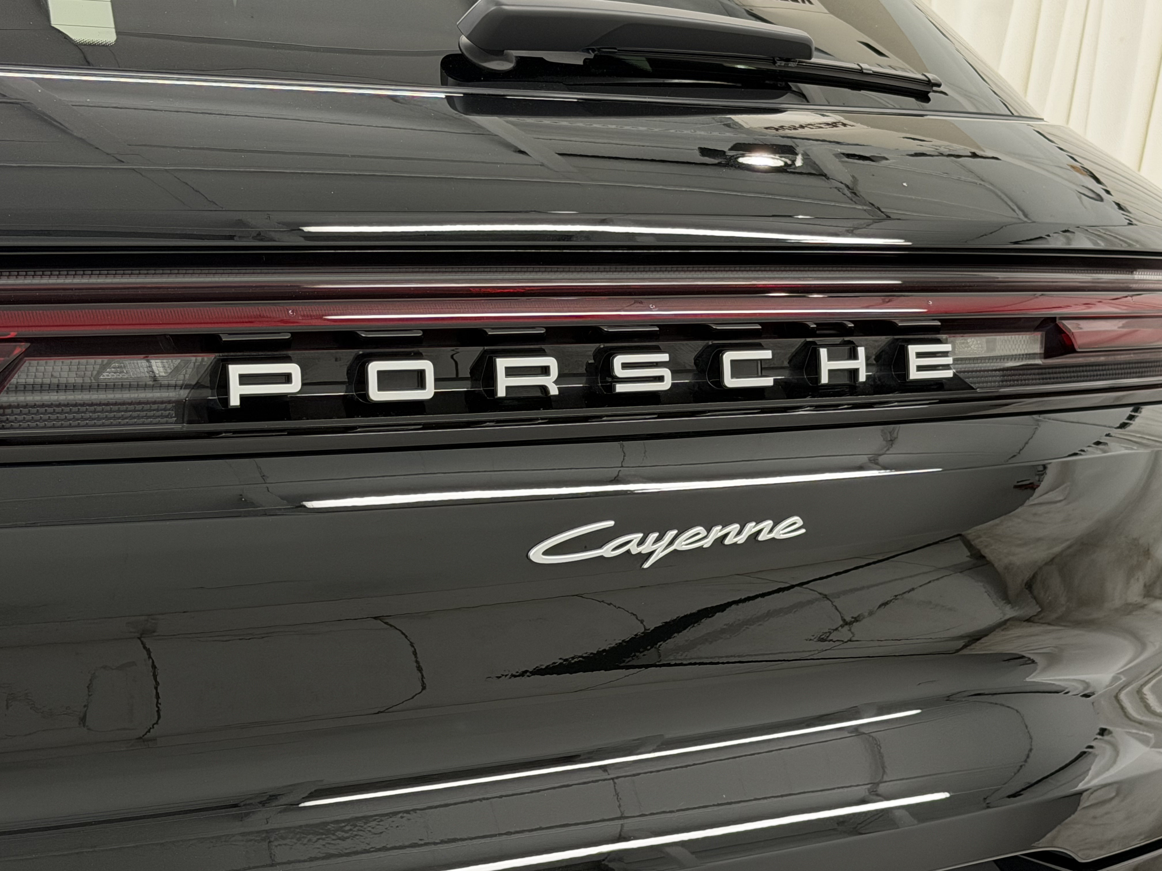 Certified 2026 Porsche Cayenne AWD/4WD image 63