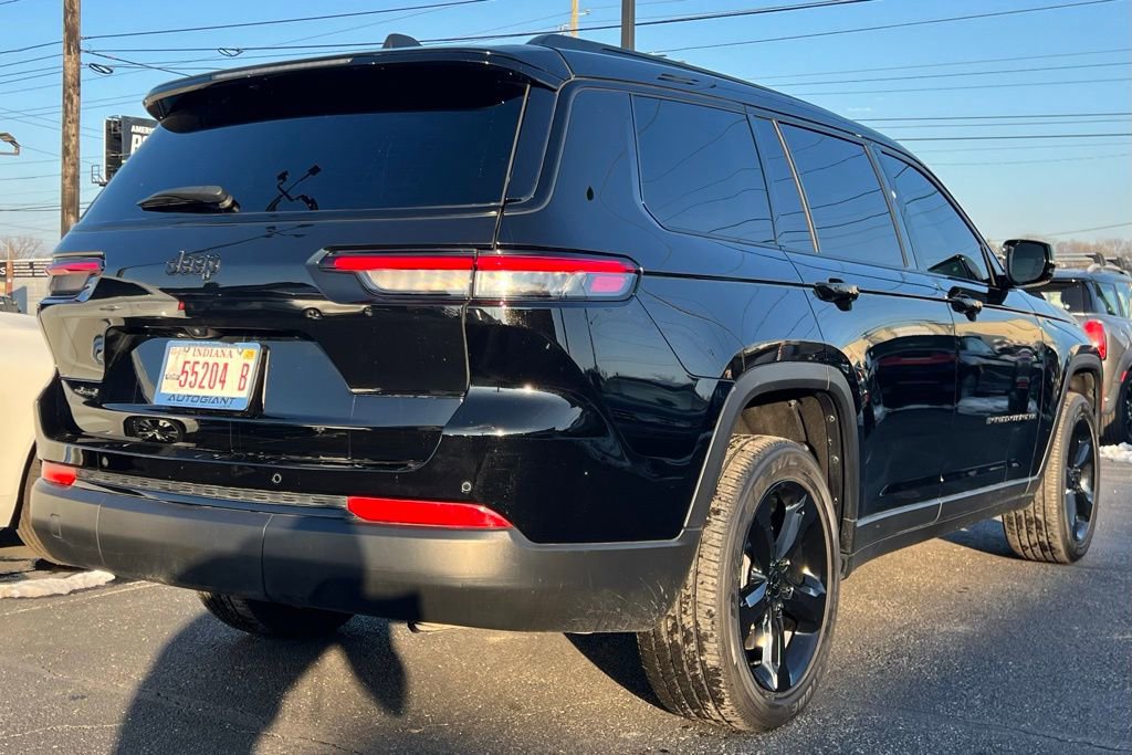 Used 2023 Jeep Grand Cherokee L Laredo image 7