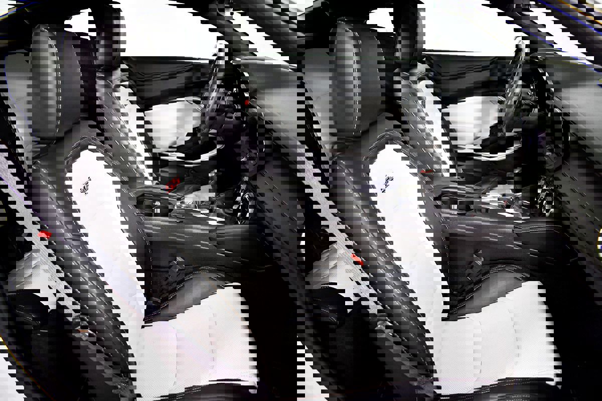 Used 2017 Chevrolet Camaro SS w/ LPO, Ground Effects Package image 38