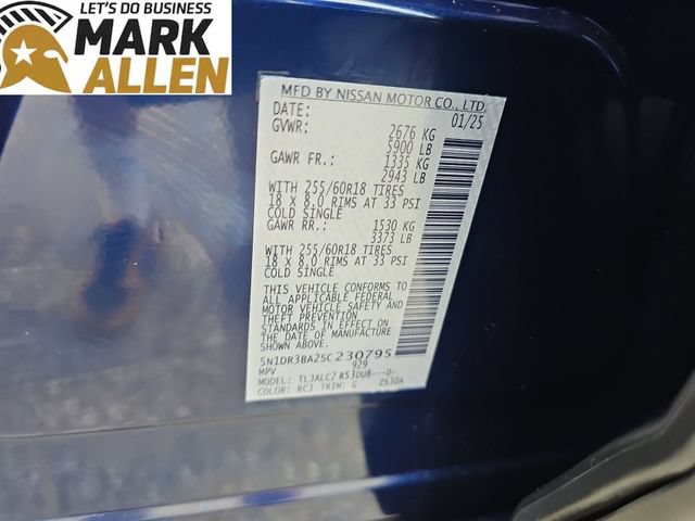 Used 2025 Nissan Pathfinder SV FWD image 33