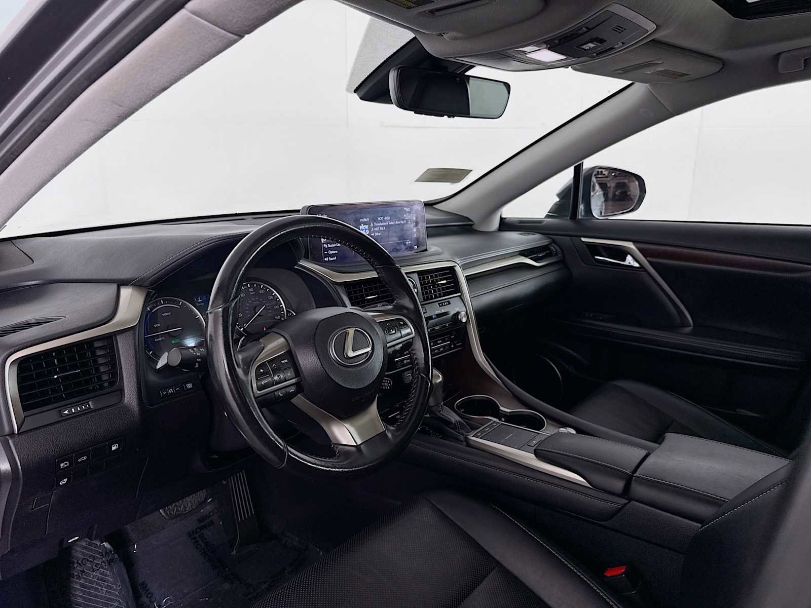 Used 2020 Lexus RX 450h AWD w/ Premium Package image 9