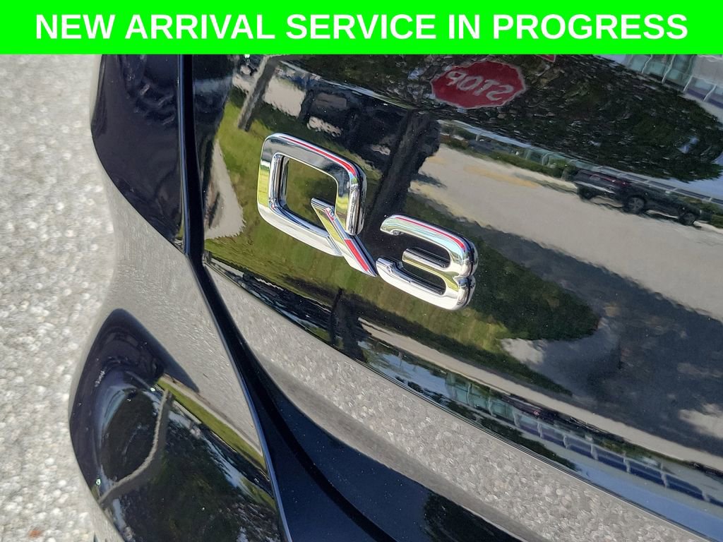Certified 2025 Audi Q3 2.0T Premium w/ Convenience Package AWD/4WD image 5