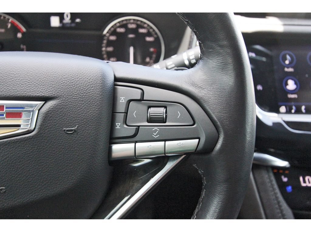 Used 2023 Cadillac XT6 Premium Luxury FWD image 20