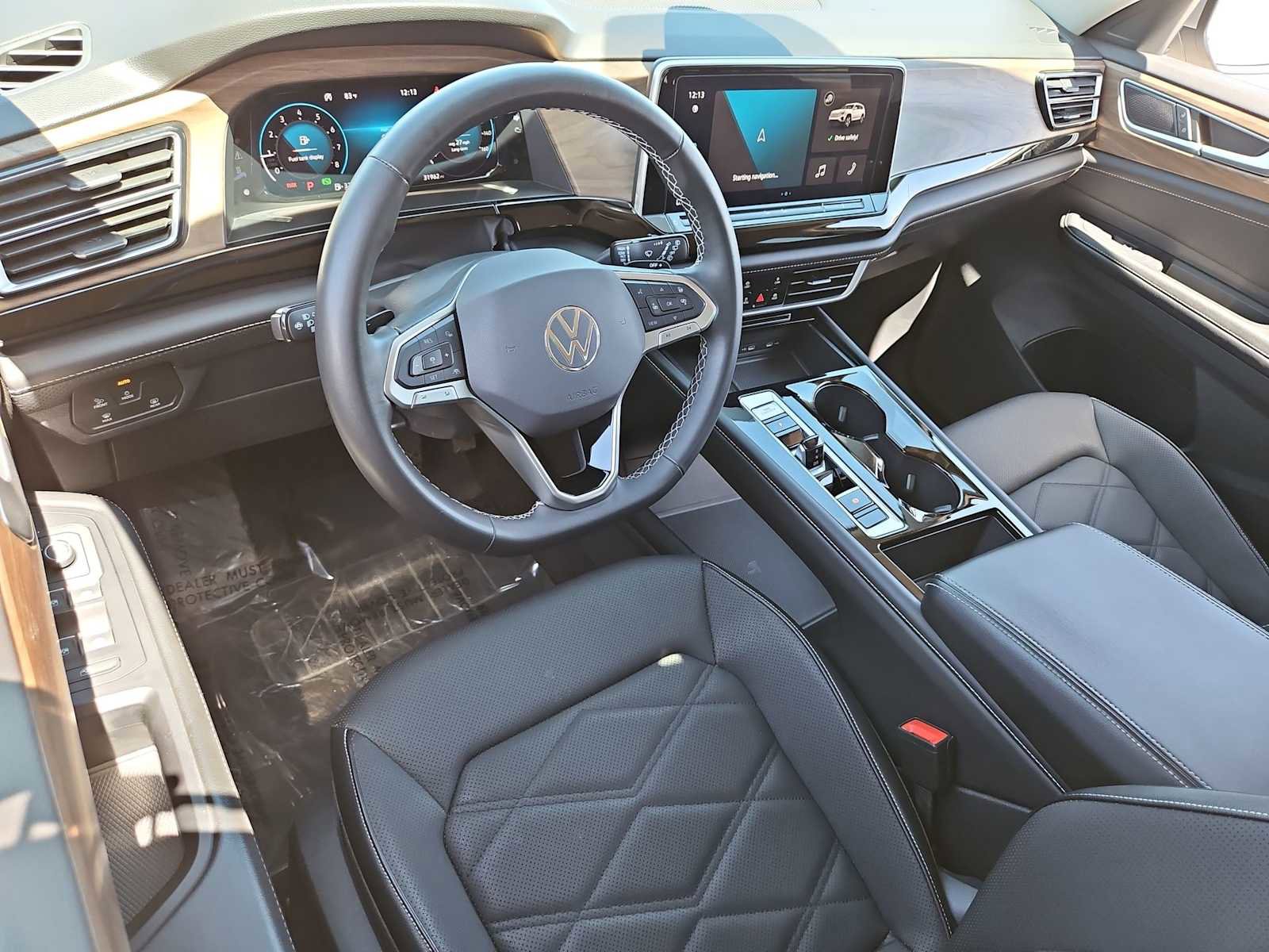 Used 2024 Volkswagen Atlas SE AWD/4WD image 10
