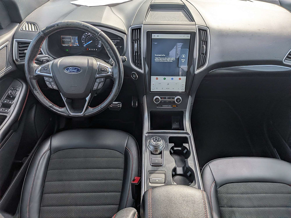Used 2022 Ford Edge ST-Line w/ Class II Trailer Tow Package AWD/4WD image 16