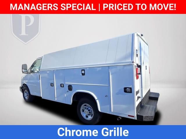 New 2025 Chevrolet Express 3500 w/ Power Convenience Package image 10