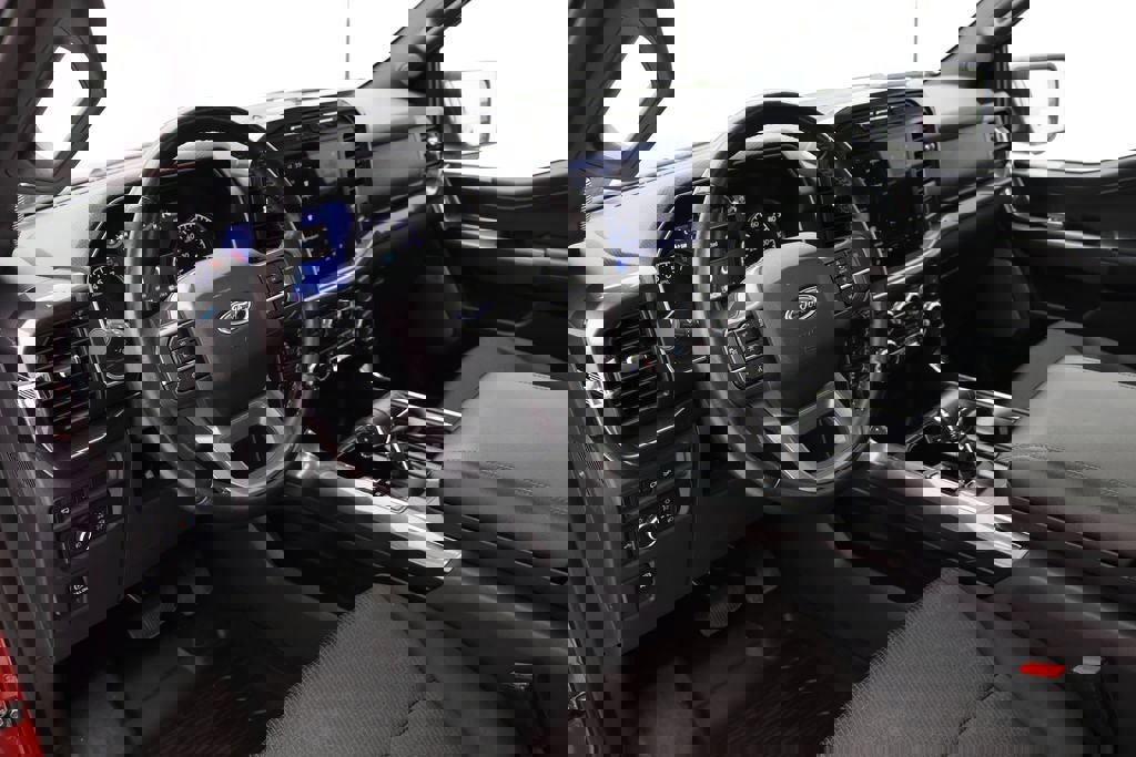 Used 2022 Ford F150 XLT w/ Equipment Group 302A High image 18