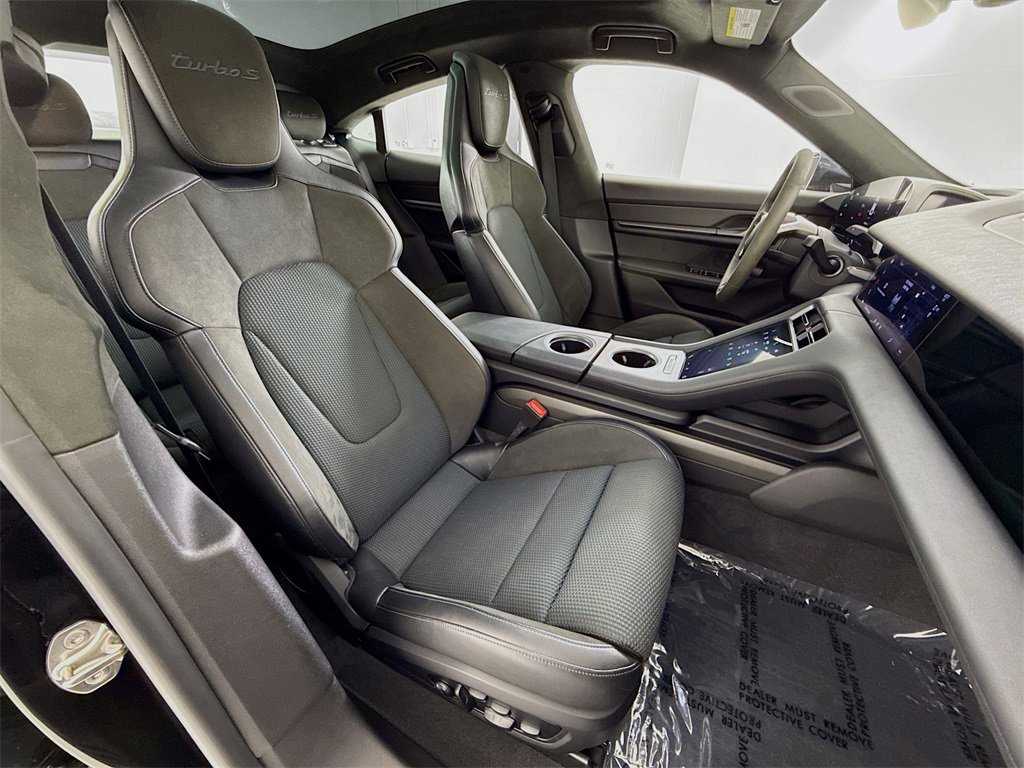 Certified 2022 Porsche Taycan Turbo S image 32