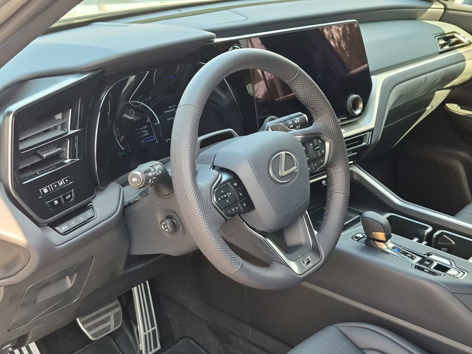 New 2026 Lexus TX 500h AWD w/ Technology Package image 12