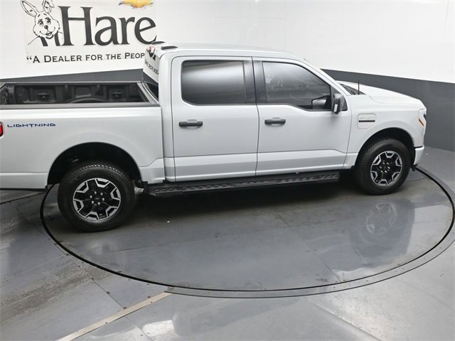 Used 2023 Ford F150 Lightning XLT image 36