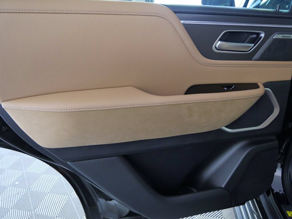 New 2027 INFINITI QX80 Luxe w/ Cargo Package AWD/4WD image 15