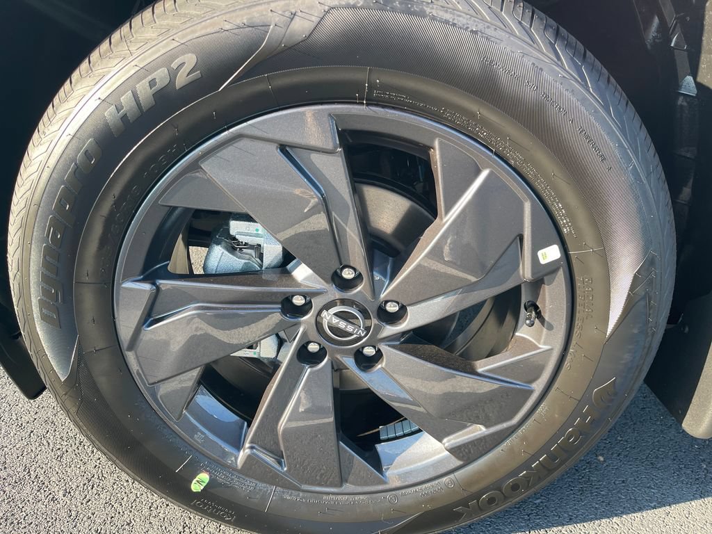 New 2026 Nissan Rogue SV w/ Cold Weather Package AWD/4WD image 10