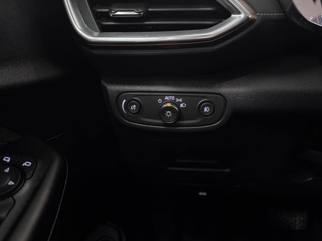 Certified 2023 Chevrolet TrailBlazer ACTIV w/ Sun and Liftgate Package AWD/4WD image 23