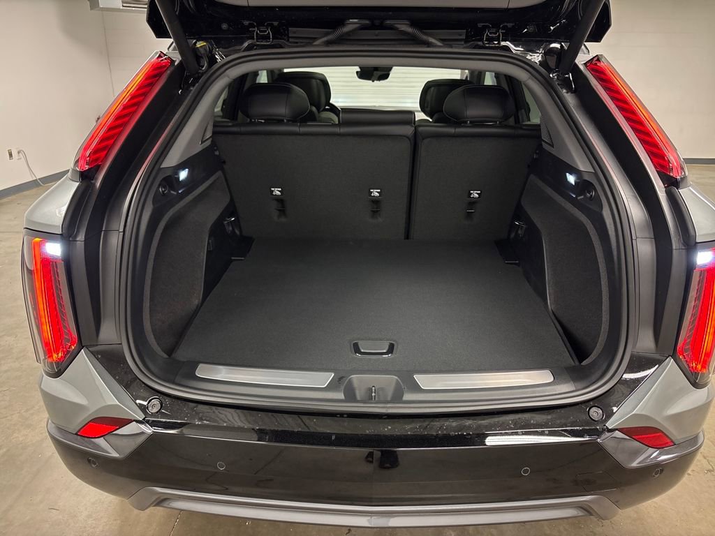 New 2026 Cadillac Optiq Sport 1 image 16