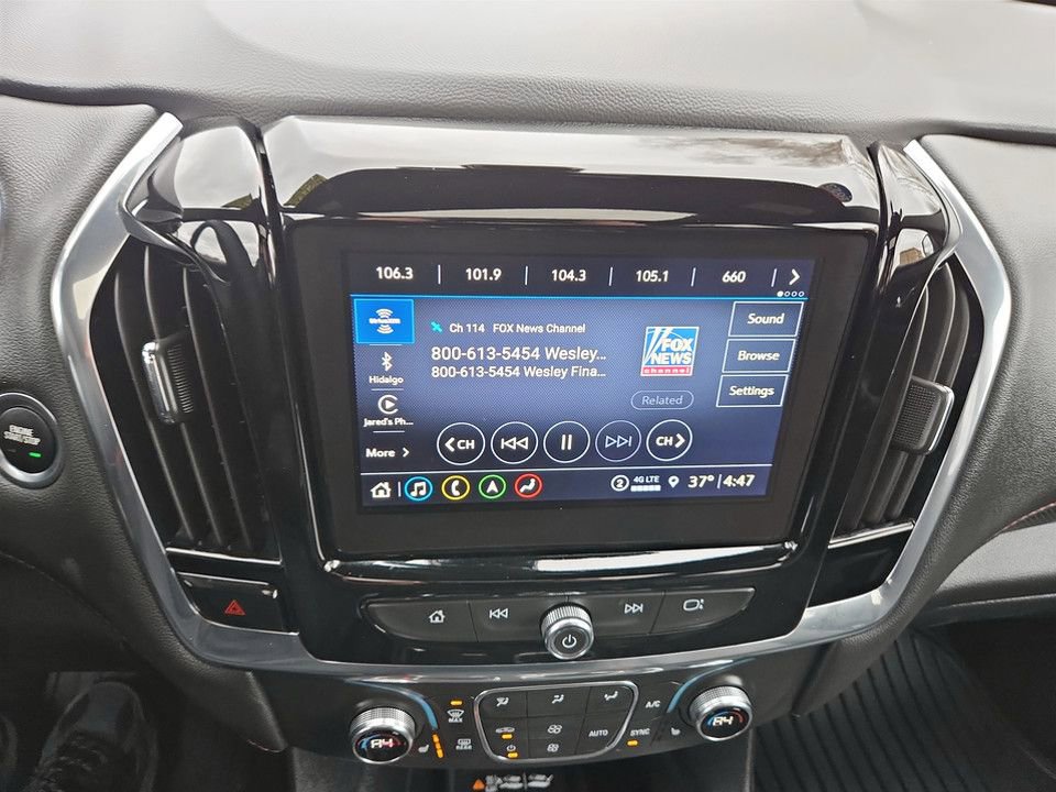 Used 2023 Chevrolet Traverse RS image 25