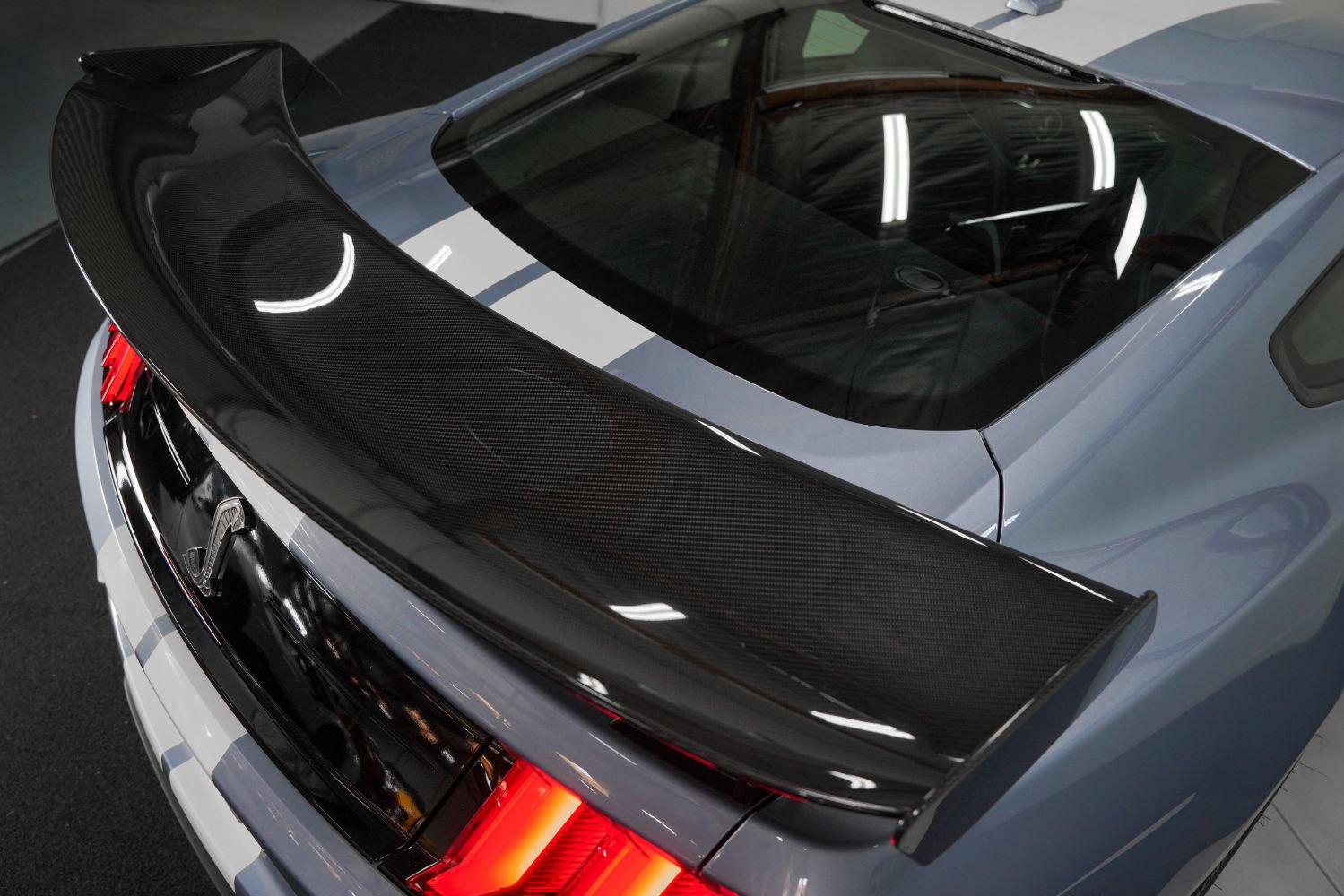 Used 2022 Ford Mustang Shelby GT500 w/ Carbon Fiber Track Pack RWD image 23