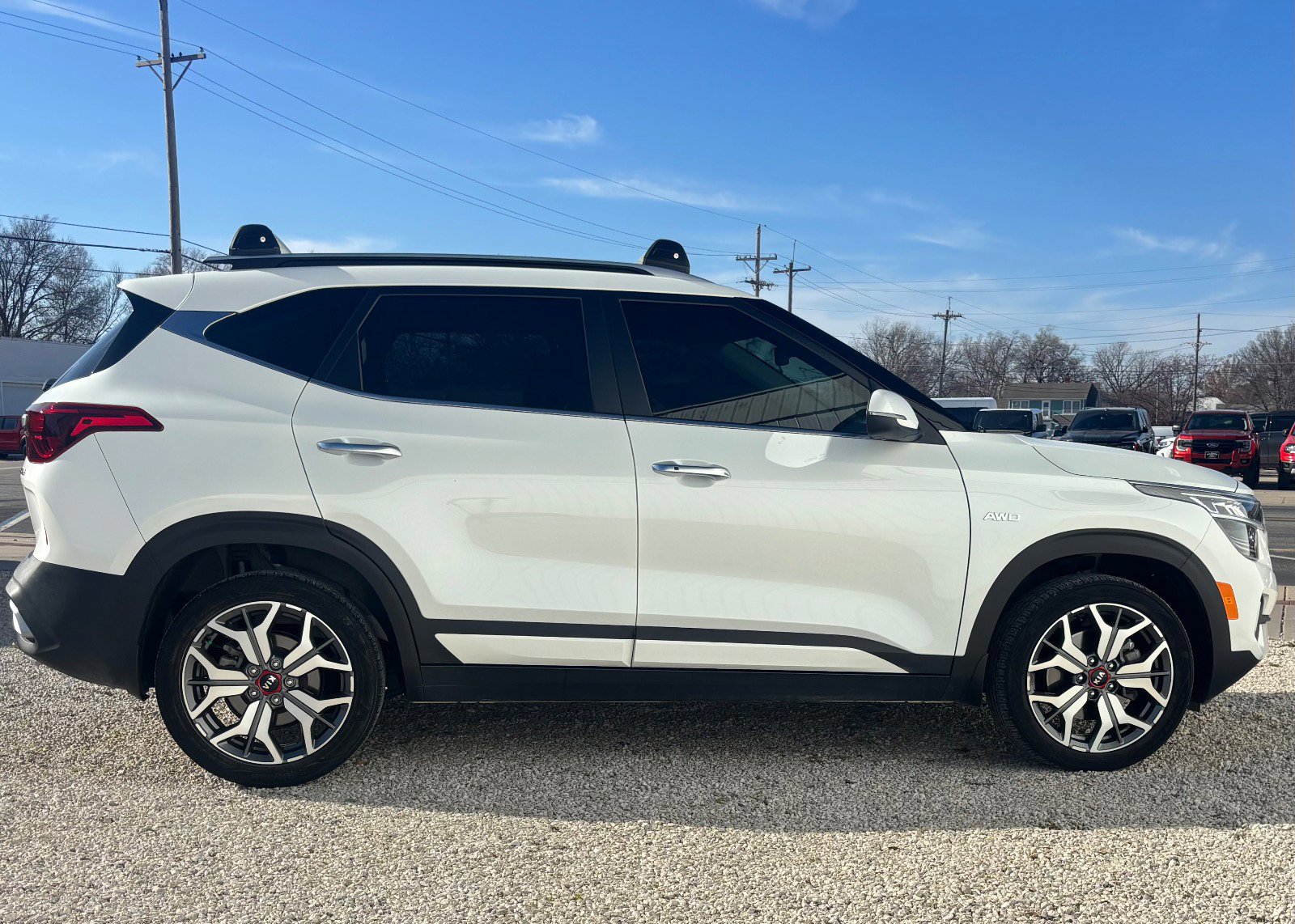 Used 2021 Kia Seltos SX image 2