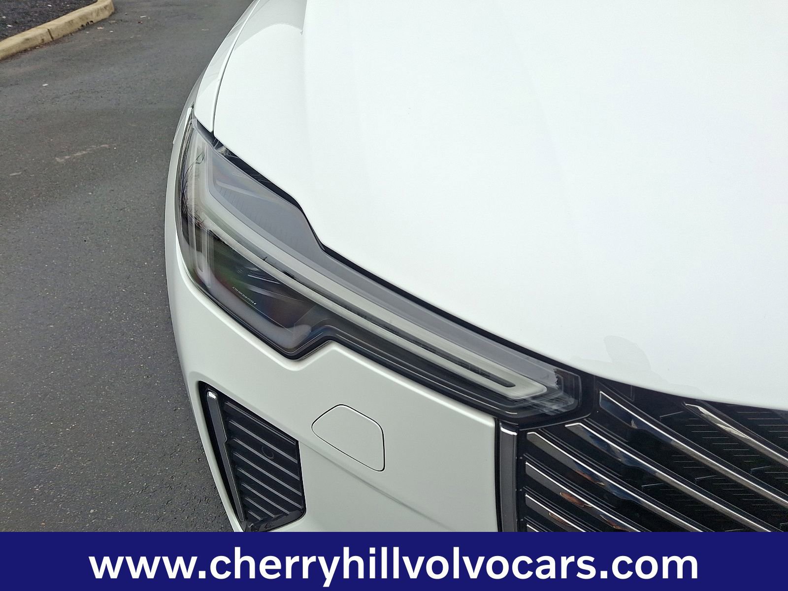 Certified 2025 Volvo XC90 B5 Plus image 10