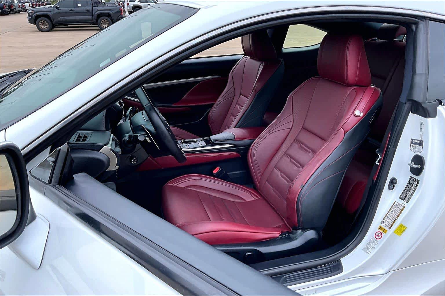 Used 2016 Lexus RC 200t RWD image 6
