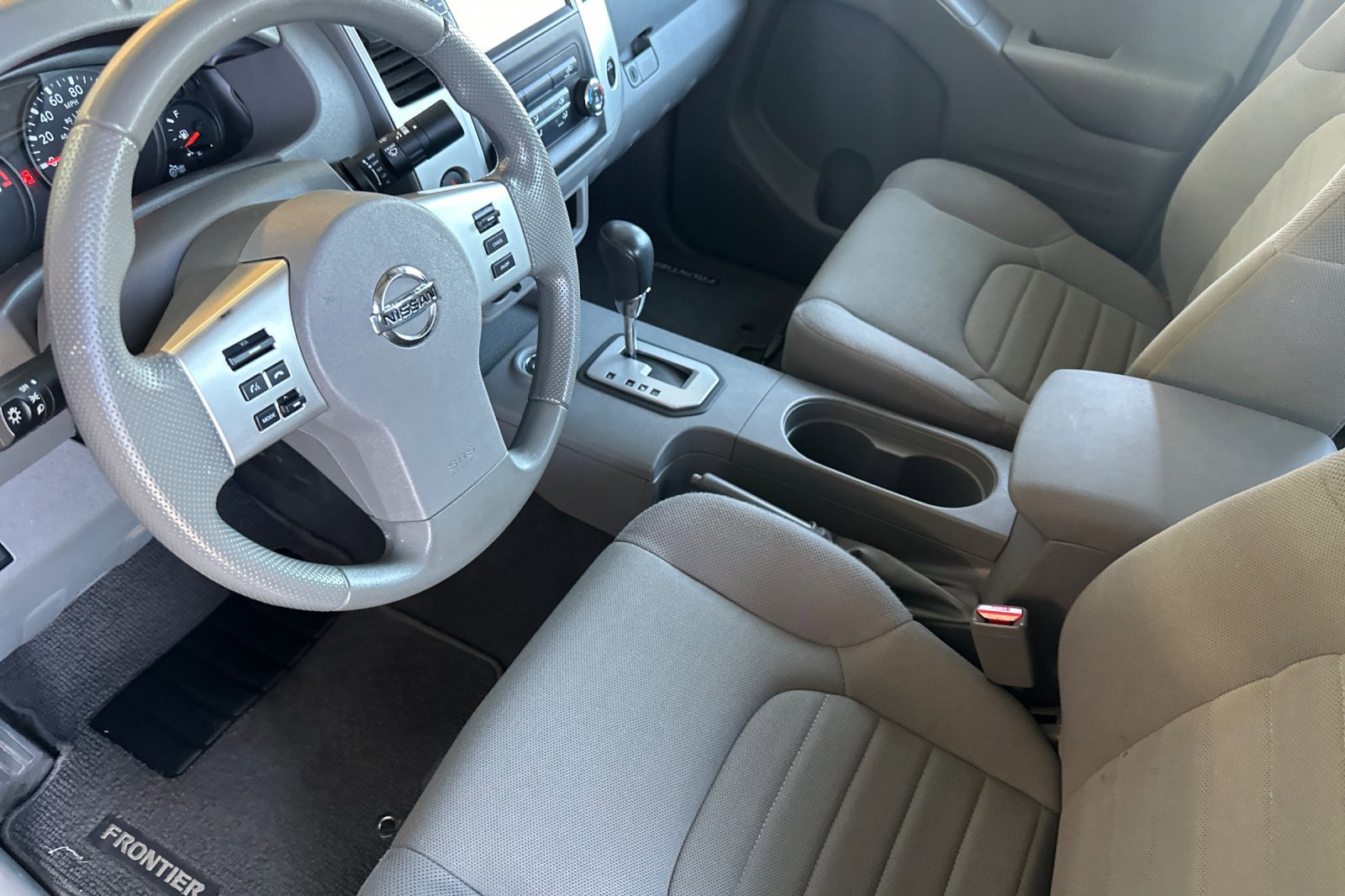 Used 2020 Nissan Frontier S AWD/4WD image 10