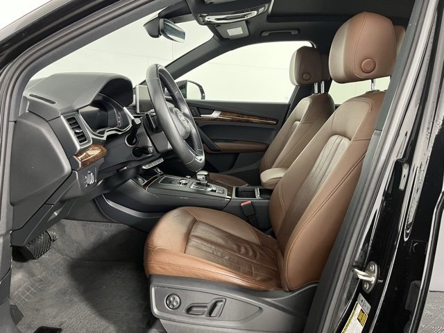 Used 2018 Audi Q5 2.0T Premium Plus w/ Premium Plus Package image 11