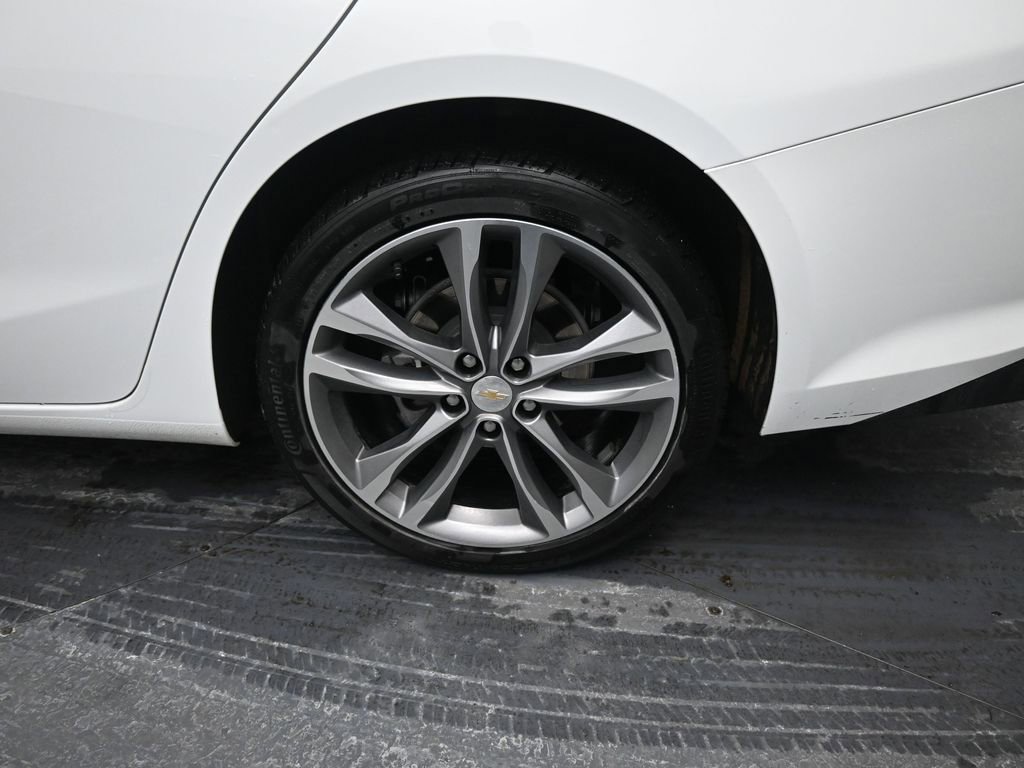 Used 2024 Chevrolet Malibu LT image 15