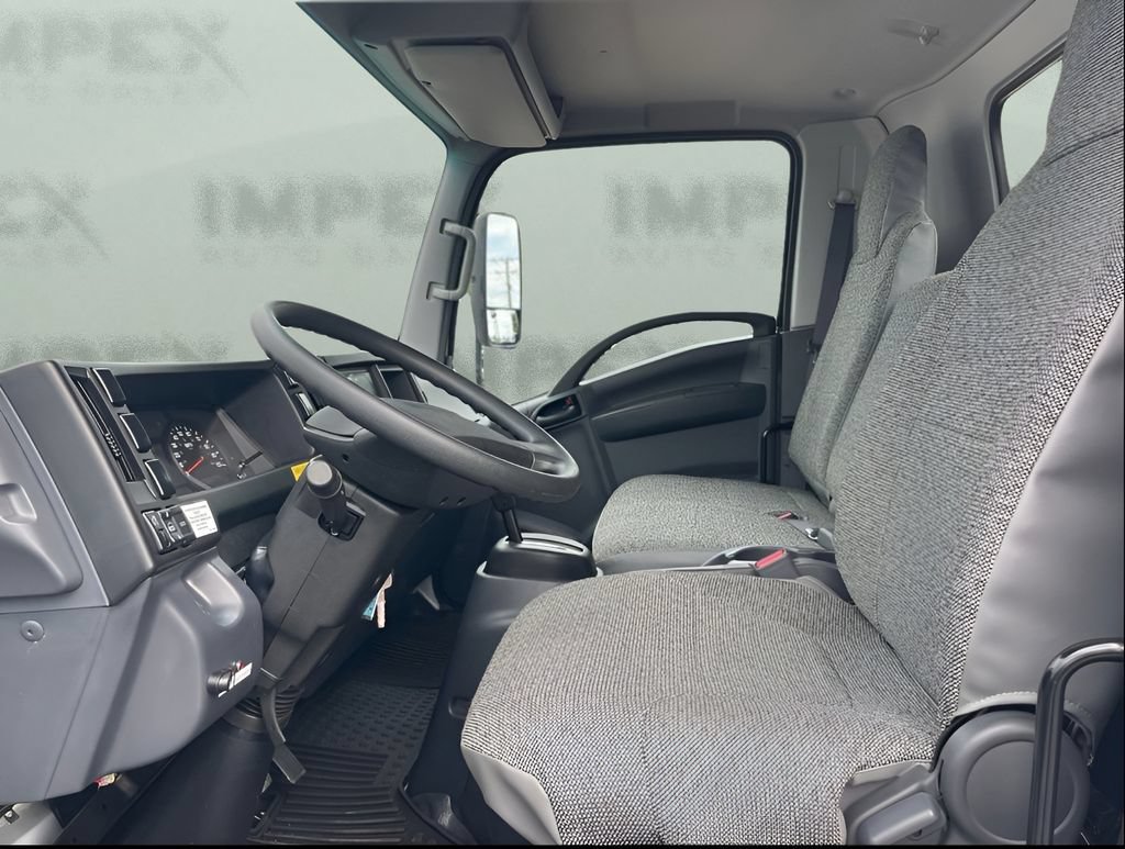 Used 2024 Chevrolet Low Cab Forward RWD image 12