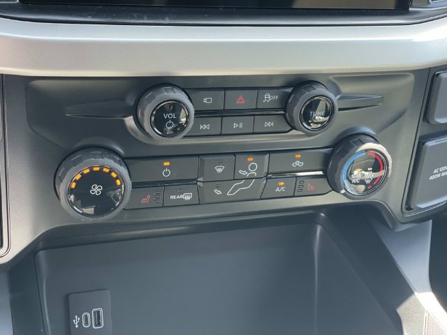 New 2026 Ford F350 XLT w/ XLT Premium Package AWD/4WD image 15