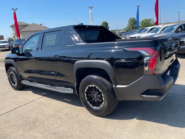 New 2026 Chevrolet Silverado EV Trail Boss w/ Premium Package AWD/4WD image 4