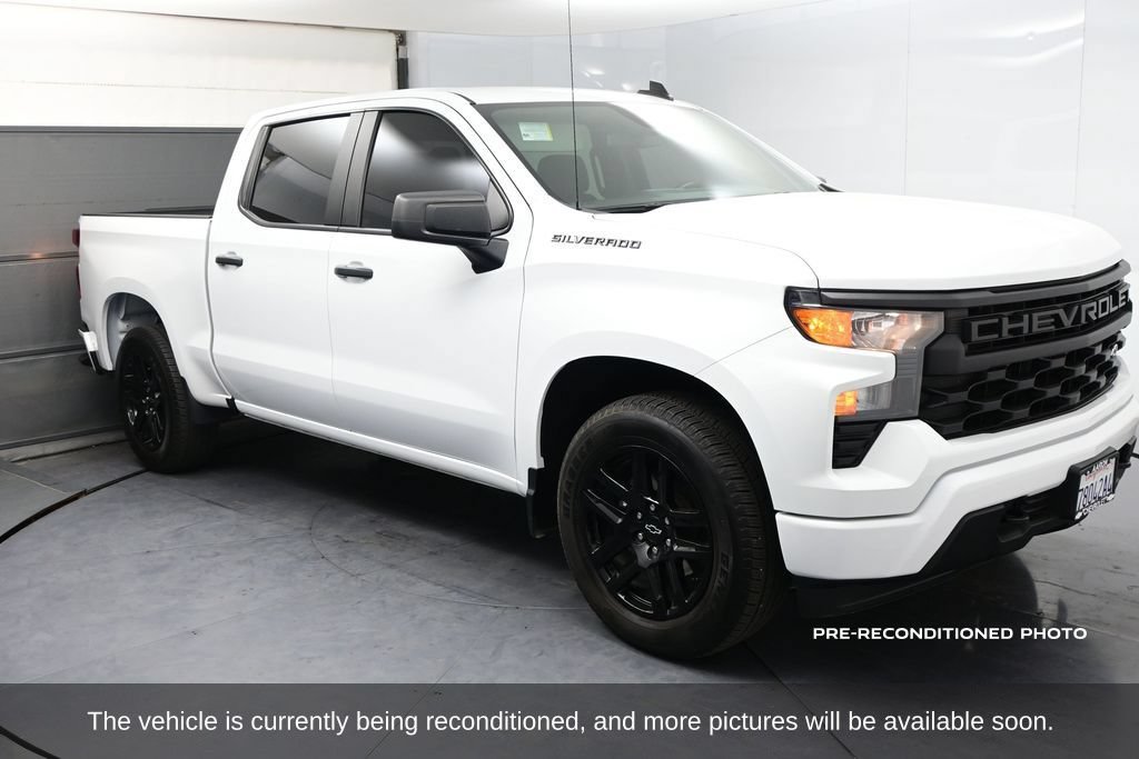 Used 2024 Chevrolet Silverado 1500 Custom w/ LPO, Dark Essentials Package RWD image 3