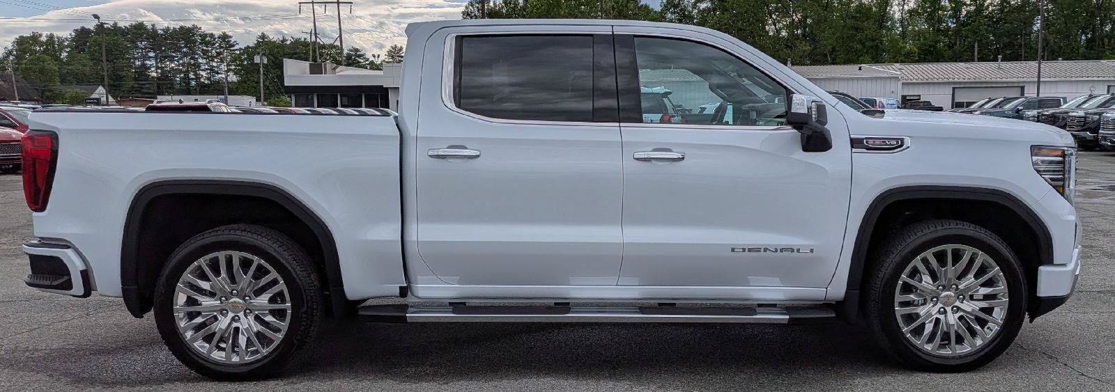 New 2026 GMC Sierra 1500 Denali w/ Technology Package AWD/4WD image 6