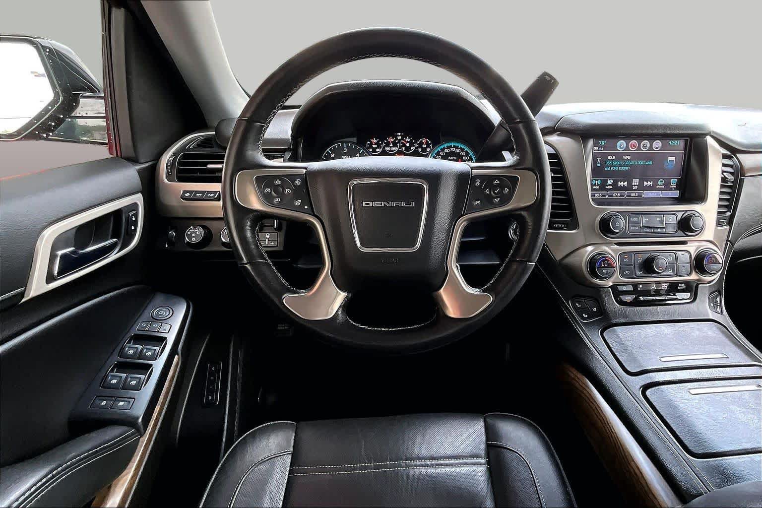 Used 2019 GMC Yukon Denali AWD/4WD image 6