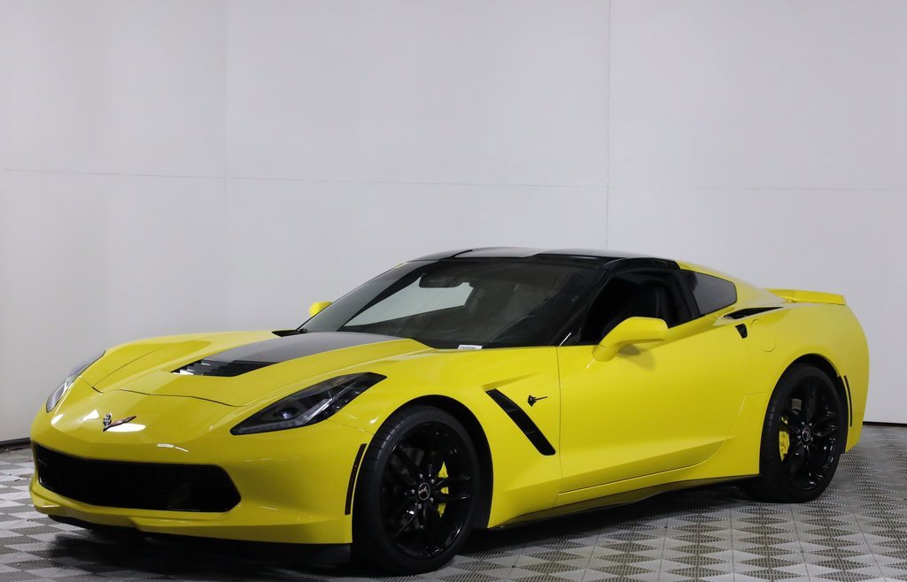 Used 2015 Chevrolet Corvette Stingray Coupe w/ 2LT Preferred Equipment Group image 3