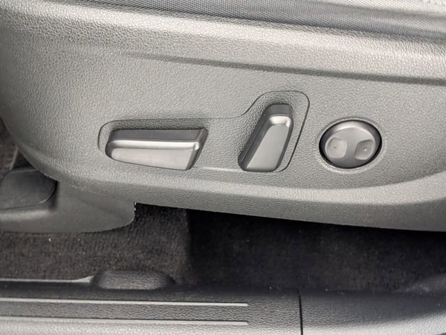 Used 2023 Hyundai Santa Fe SEL w/ Cargo Package image 13