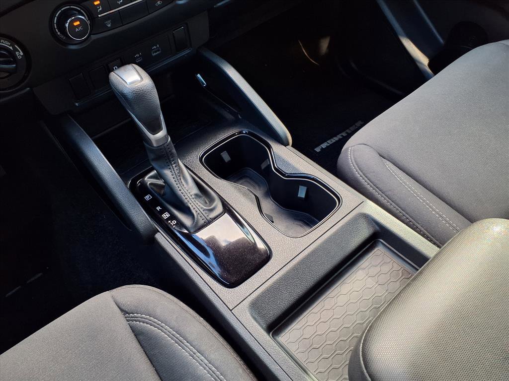 Used 2023 Nissan Frontier SV w/ Midnight Edition Package image 18