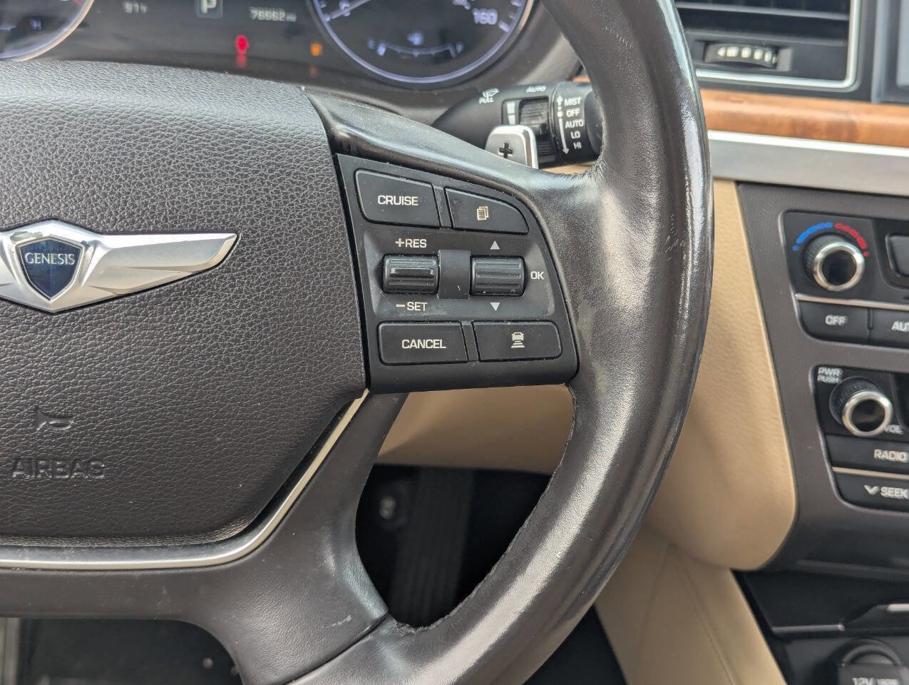 Used 2015 Hyundai Genesis 5.0 image 21