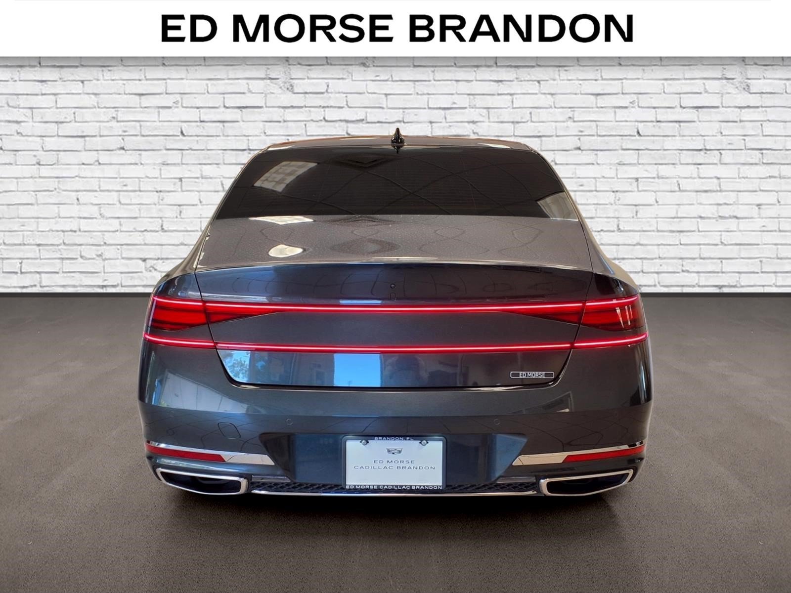 Used 2023 Genesis G90 3.5T AWD/4WD video 4