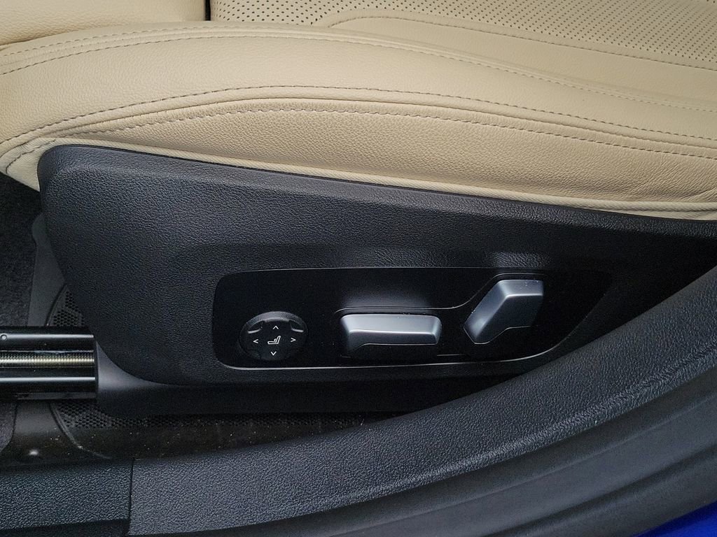 Used 2023 BMW 430i Gran Coupe w/ M Sport Package image 17