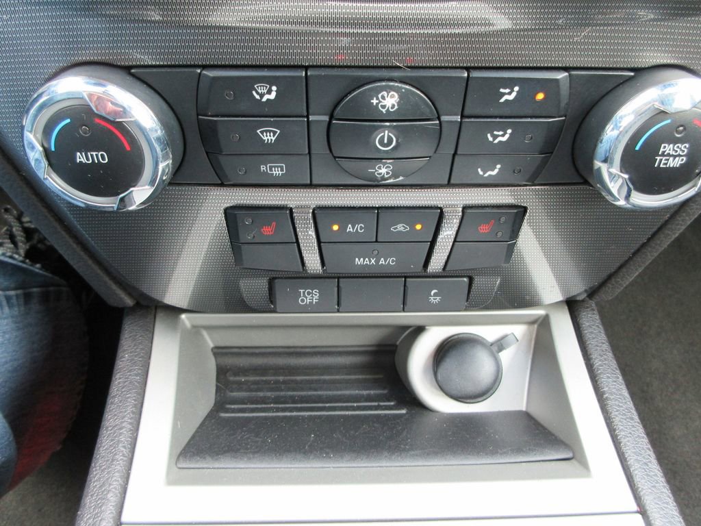 Used 2012 Ford Fusion SEL image 29